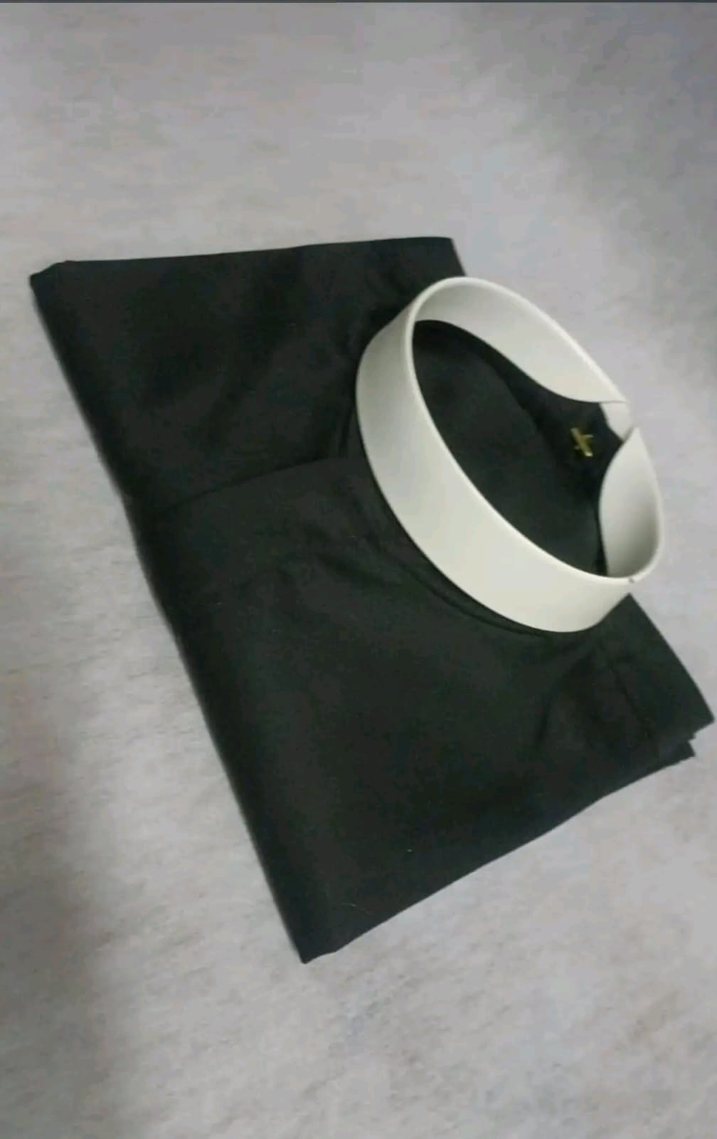 Tab collar shirt for 4400/- Complete with it's collar